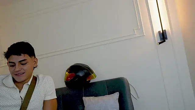 Paradise boy s online show from 01-29-25, 01:16