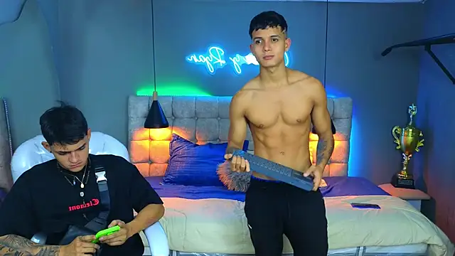 Paradise boy s online show from 12-11-24, 11:43