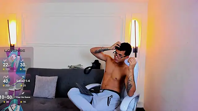 Paradise boy s online show from 03-29-26, 02:52