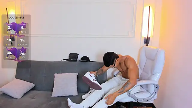 Paradise boy s online show from 01-09-26, 07:10