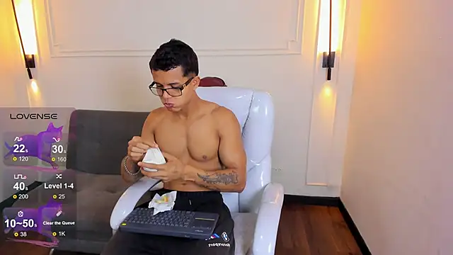 Paradise boy s online show from 03-21-26, 02:32