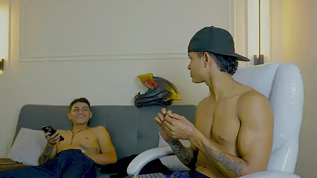 Paradise boy s online show from 01-30-25, 02:27