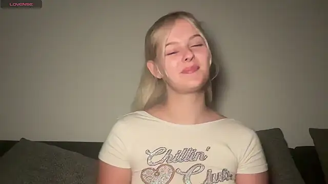 Allylove03 online show from 11-08-25, 02:26