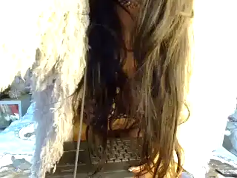 isabela-saenz online show from 01-25-25, 02:58