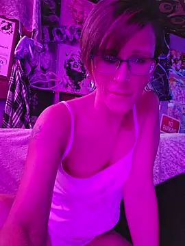 nephilaaranea online show from 05-25-26, 11:03
