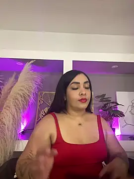 Snapshot of Sheeryl__ chatting on 07-17-26, 05:15 Sheeryl online show from 07-17-26, 05:15
