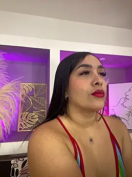 Snapshot of Sheeryl__ chatting on 06-18-26, 05:39 Sheeryl online show from 06-18-26, 05:39