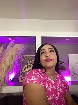 Snapshot of Sheeryl__ chatting on 07-26-26, 05:36 Sheeryl online show from 07-26-26, 05:36