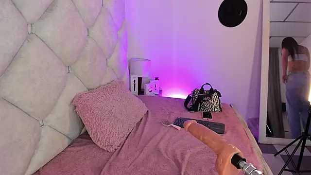 alessiaferry online show from 03-17-26, 09:29