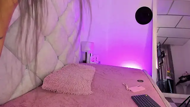 alessiaferry online show from 03-06-26, 06:36