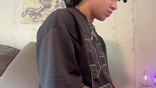 Snapshot of tsjaden777 chatting on 06-12-26, 06:38 tsjaden777 online show from 06-12-26, 06:38