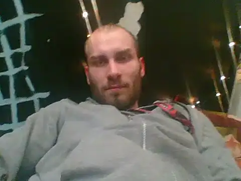 Snapshot of pervy_devil chatting on 02-20-25, 07:01 pervy devil online show from 02-20-25, 07:01