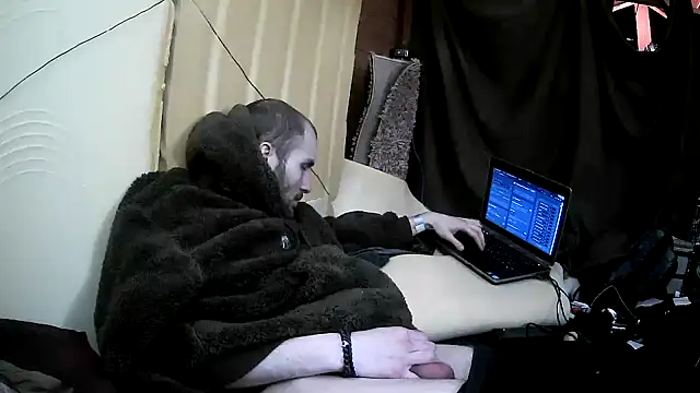 Snapshot of pervy_devil chatting on 03-01-25, 12:12 pervy devil online show from 03-01-25, 12:12