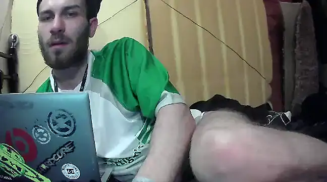 Snapshot of pervy_devil chatting on 03-02-25, 02:04 pervy devil online show from 03-02-25, 02:04