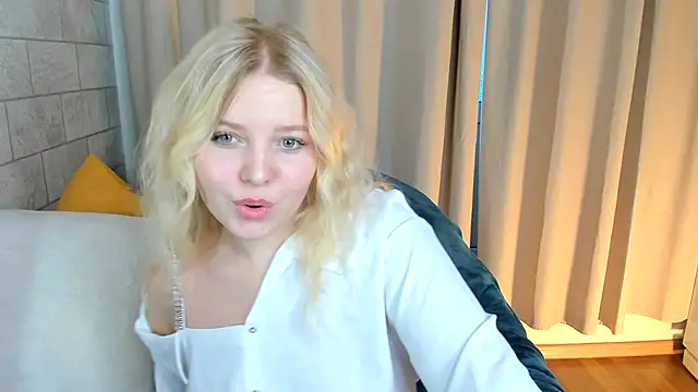 Eva Kynu online show from 12-06-24, 07:59