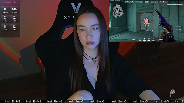 Snapshot of Emili1- chatting on 02-26-26, 11:32 Emili1- online show from 02-26-26, 11:32