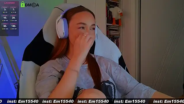 Snapshot of Emili1- chatting on 01-27-25, 11:11 Emili1- online show from 01-27-25, 11:11