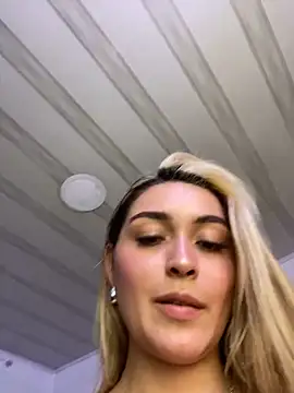 emma oxford online show from 02-28-25, 08:39