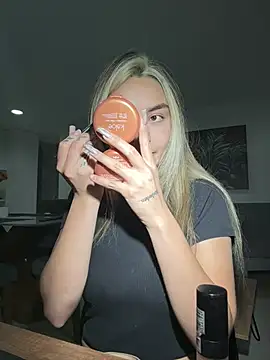 emma oxford online show from 02-25-26, 02:23