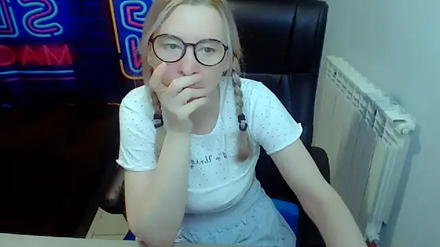 kerakiss877 online show from 03-22-25, 04:45