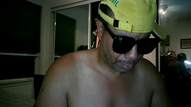 pimpdaddy4ever online show from 06-11-26, 05:04