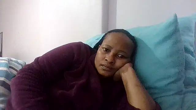 Snapshot of BabeAssXX chatting on 10-19-25, 04:37 BabeAssXX online show from 10-19-25, 04:37