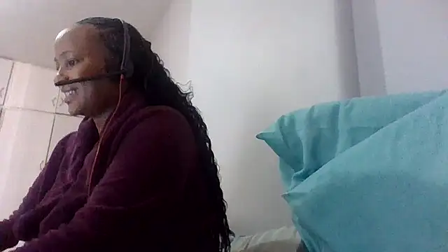 Snapshot of BabeAssXX chatting on 10-03-25, 07:21 BabeAssXX online show from 10-03-25, 07:21