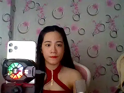Snapshot of Nana-68 chatting on 03-13-25, 04:34 Nana-68 online show from 03-13-25, 04:34