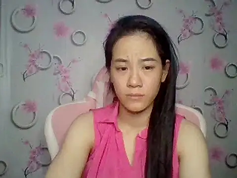 Snapshot of Nana-68 chatting on 09-25-25, 03:18 Nana-68 online show from 09-25-25, 03:18