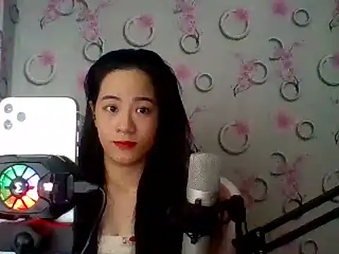 Snapshot of Nana-68 chatting on 03-20-25, 07:47 Nana-68 online show from 03-20-25, 07:47