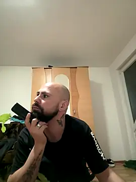 derek1494 online show from 12-01-24, 11:31