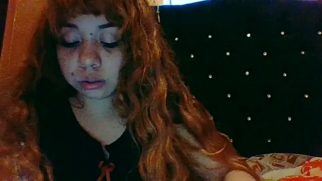 Jennxdolls online show from 06-18-26, 09:09