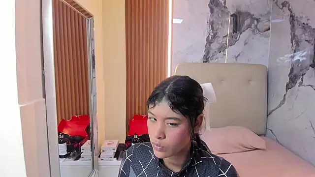 LAILAMORFY online show from 05-26-26, 12:25