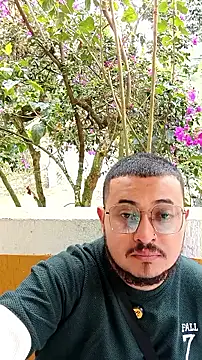 Snapshot of IssaandNeron_sex chatting on 09-09-25, 05:22 IssaandNeron sex online show from 09-09-25, 05:22