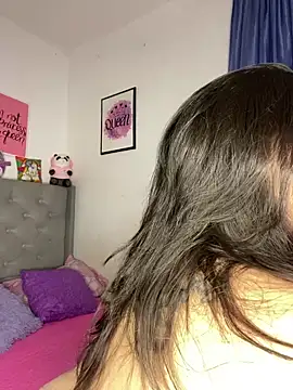 Ari Martin online show from 04-11-26, 04:31