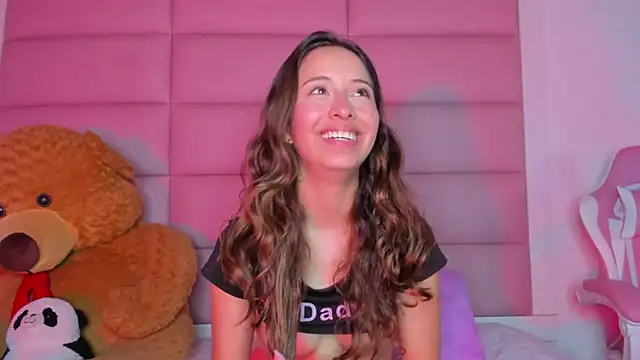 Snapshot of little-Emma chatting on 03-02-25, 09:21 little-Emma online show from 03-02-25, 09:21