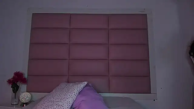 little-Emma online show from 01-07-26, 03:11