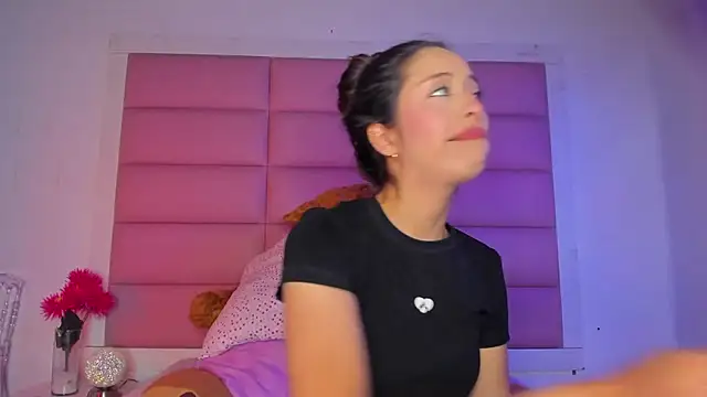 little-Emma online show from 01-08-26, 03:12