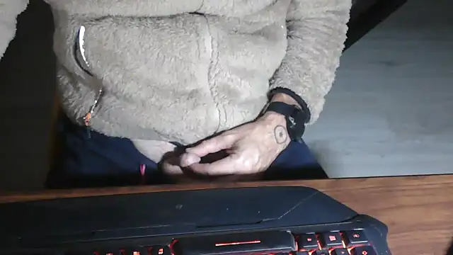 Adri gard online show from 11-29-25, 09:26