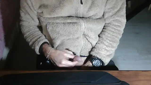 Adri gard online show from 12-15-25, 09:09