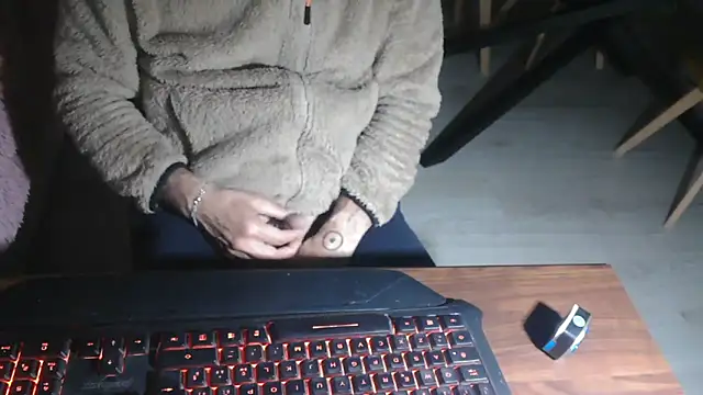 Adri gard online show from 04-15-26, 08:53