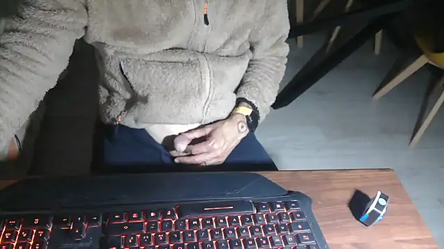 Adri gard online show from 04-20-26, 08:21