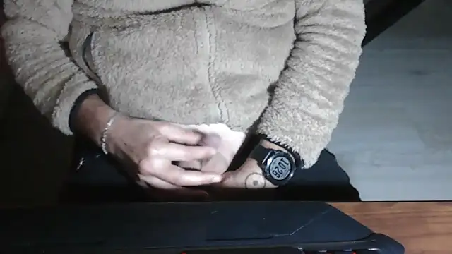 Adri gard online show from 12-21-25, 09:26