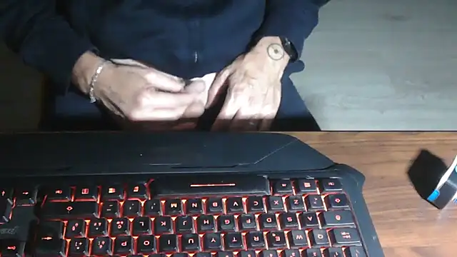 Adri gard online show from 11-17-25, 09:30