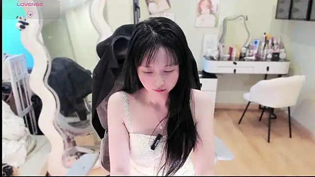 Nery Asian online show from 03-15-26, 10:11