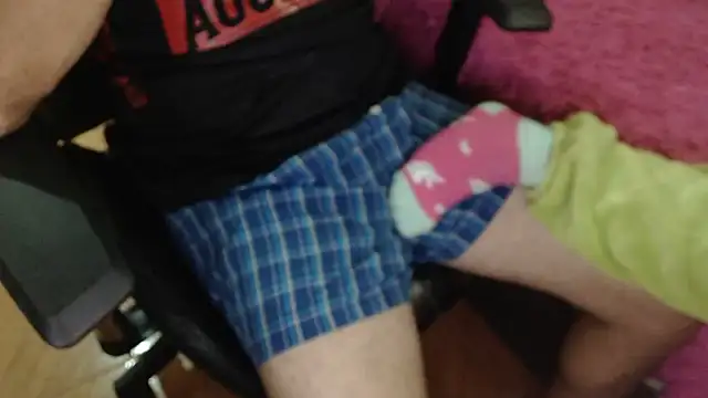 OldManAndGirlishLady online show from 06-20-26, 02:38