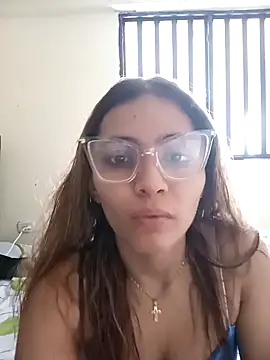 sofia playful online show from 12-23-24, 06:26