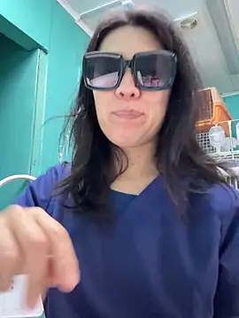 Reinacatchile online show from 02-14-26, 03:34