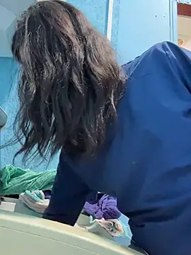 Reinacatchile online show from 03-06-26, 09:21