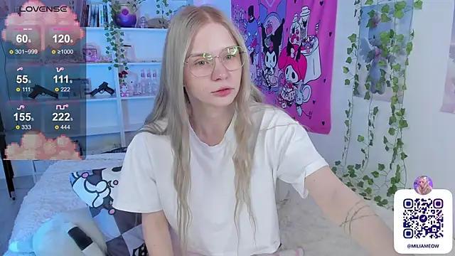 Snapshot of Milia_Parker chatting on 02-03-25, 02:25 Milia Parker online show from 02-03-25, 02:25